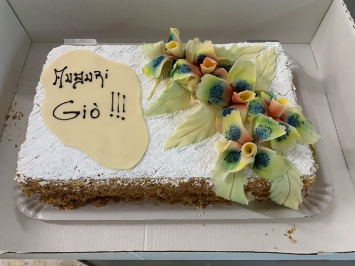 torta compleanno adulti con fiori